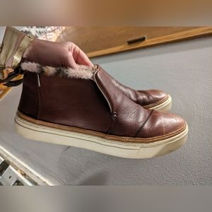 Toms Paxton water resistant dark brown leather